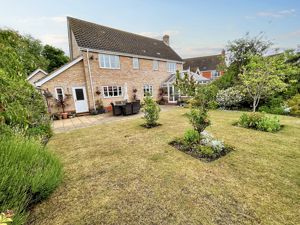 Back view- click for photo gallery